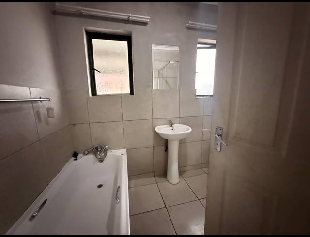 3 BEDROOM HOUSE FOR SALE IN WATERVAL EAST